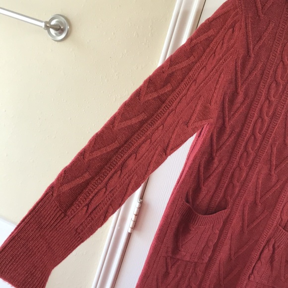 Gilli cable knit sweater dress with front pockets. NWT - Picture 4 of 7